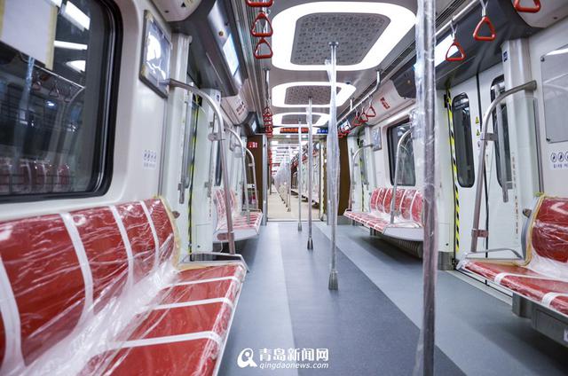 高清：地铁2号线东段电通 车厢内景图抢先看