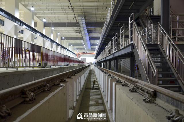 高清：地铁2号线东段电通 车厢内景图抢先看