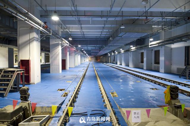 高清：地铁2号线东段电通 车厢内景图抢先看