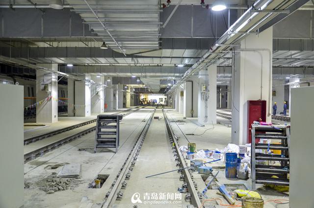 高清：地铁2号线东段电通 车厢内景图抢先看
