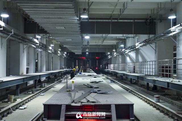 高清：地铁2号线东段电通 车厢内景图抢先看