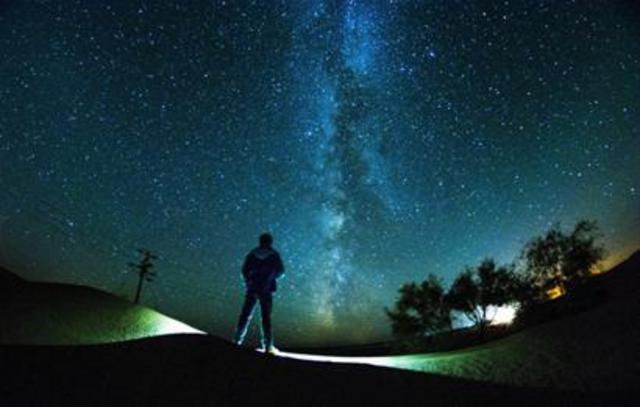 男子探索星空23年：一张唯美照片要拍几十小时