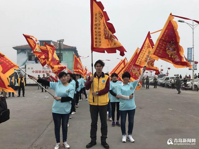青岛妈祖文化节开幕 港东举行祭海祈福典礼 青岛妈祖文化节开幕 港东举行祭海祈福典礼