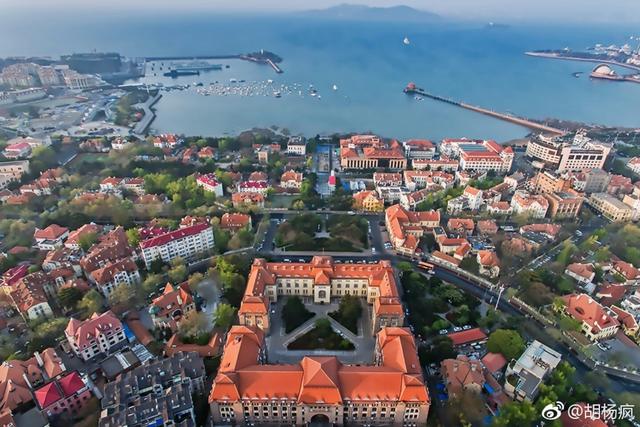 初夏的青岛开启“红瓦绿树碧海蓝天”模式(图)