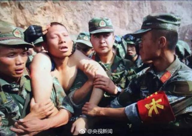 云南监狱逃犯张林苍 出逃8天被抓获(央视新闻)