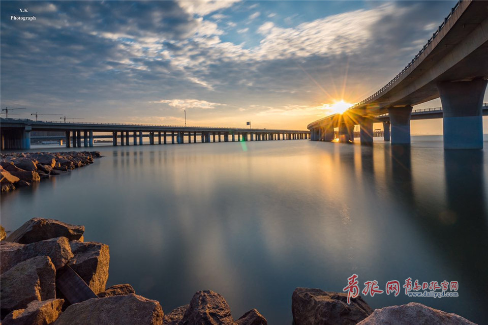 穿越时空 带你领略青岛海上蛟龙的霸气与唯美