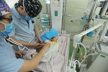 青岛首例空中120小患者手术顺利 7天后可出院
