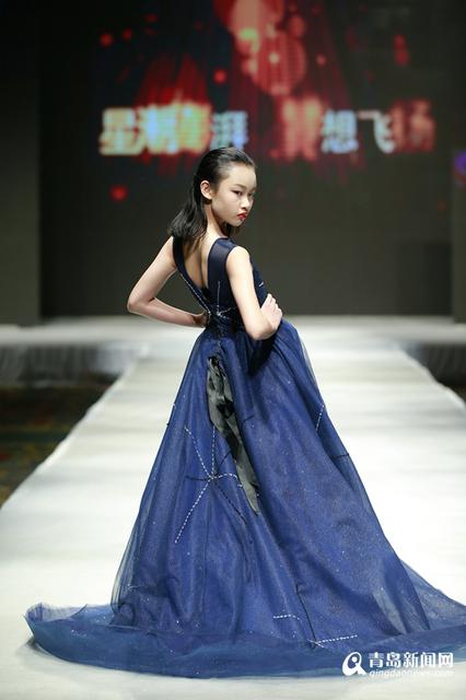 第六届中国少儿时装模特大赛举行 萌娃T台走秀