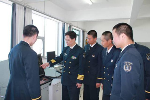 解放军海军航空大学亮相 青岛设校区