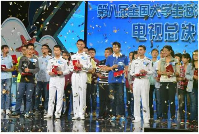 解放军海军航空大学亮相 青岛设校区 解放军海军航空大学亮相 青岛设校区