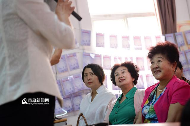 【青岛故事】女'孟非'薛伟：我为大姨找对象