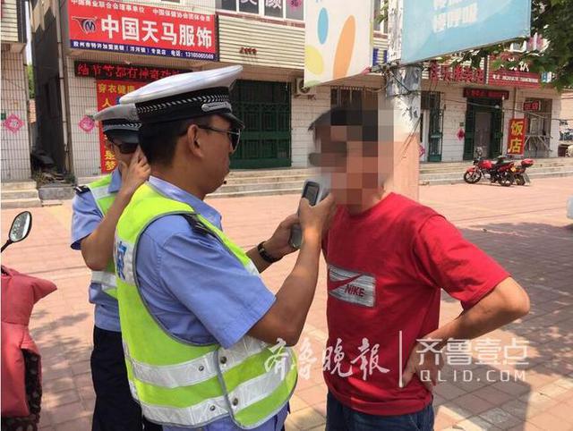 酒后开车戴墨镜 胶州男子酒驾欲盖弥彰仍被查