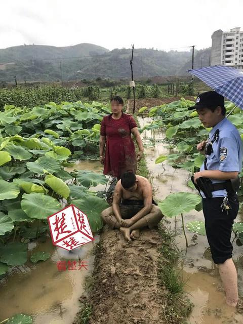 15岁男孩因嫌自己长得太胖 心生自卑要跳河