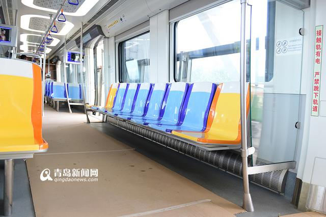 青岛地铁座椅图片