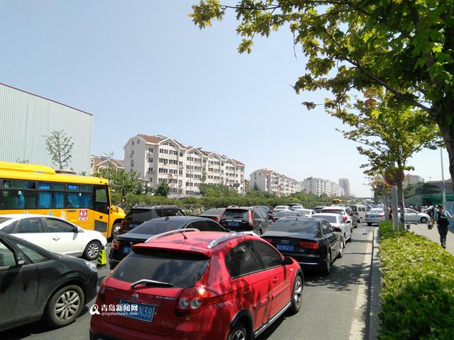 【畅安青岛】交警支招 妇儿医院拥堵如何破解