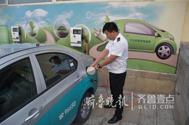 青岛已建成1.2万个充电桩，部分可共享免费充电