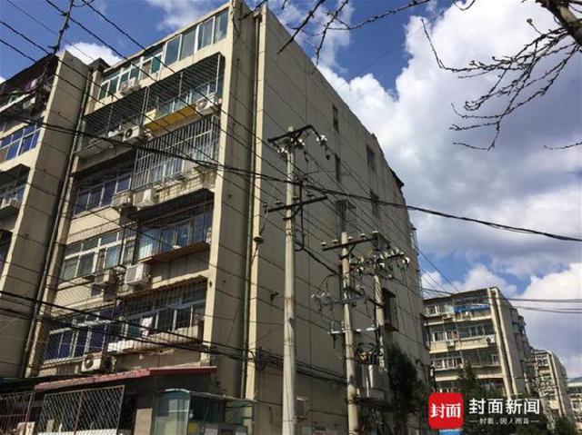 前首富牟其中出狱后首亮相 召回旧部欲东山再起