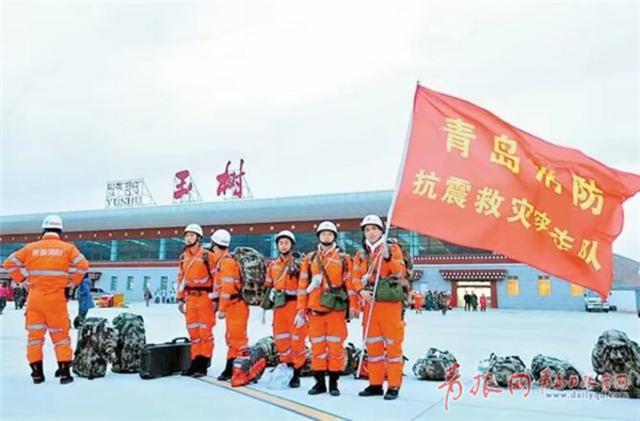 青岛消防硬汉张凯:参与救援三千余次 亏欠家人很多 青岛消防硬汉张凯:参与救援三千余次 亏欠家人很多
