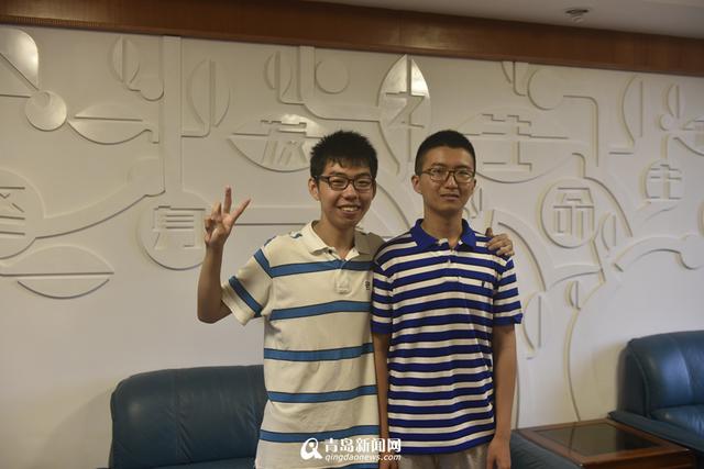 青岛二中学霸团亮相:11人被清华北大录取(图)