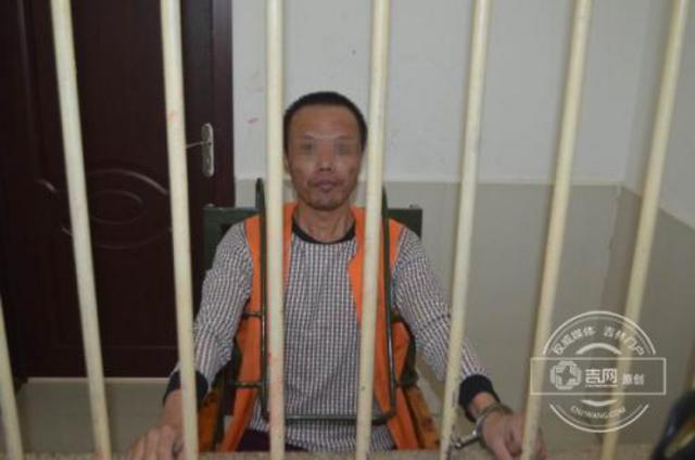 90后民警迷上尘封4年命案 借助1条围脖破案