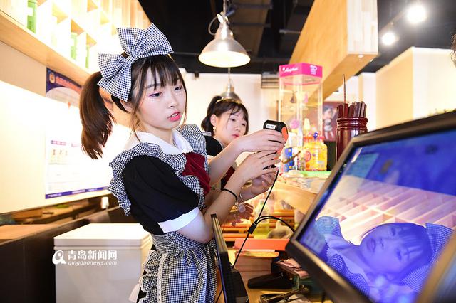 【新青年】19少女兼职女仆：用自己萌化世界