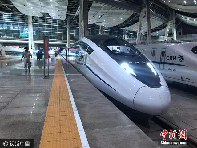 我国新型卧铺动车组来了 每个铺位都是包间(图)