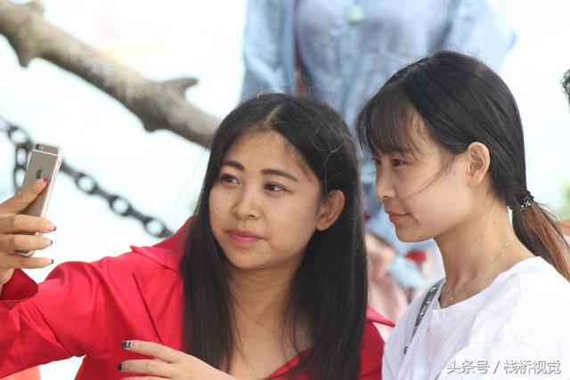 这8张图带你看来青岛到栈桥旅游有多火
