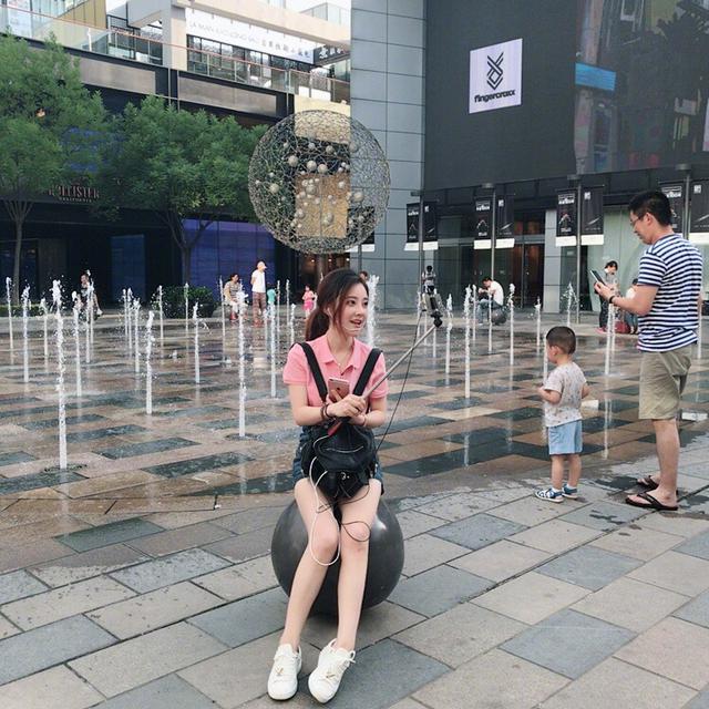 人美歌甜！阿冷冯提莫陈一发谁是斗鱼一姐？