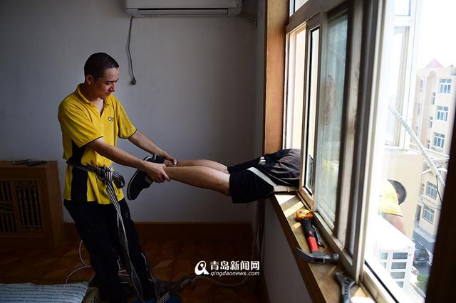 【新青年】90后空调安装工:衣服从白天湿到黑