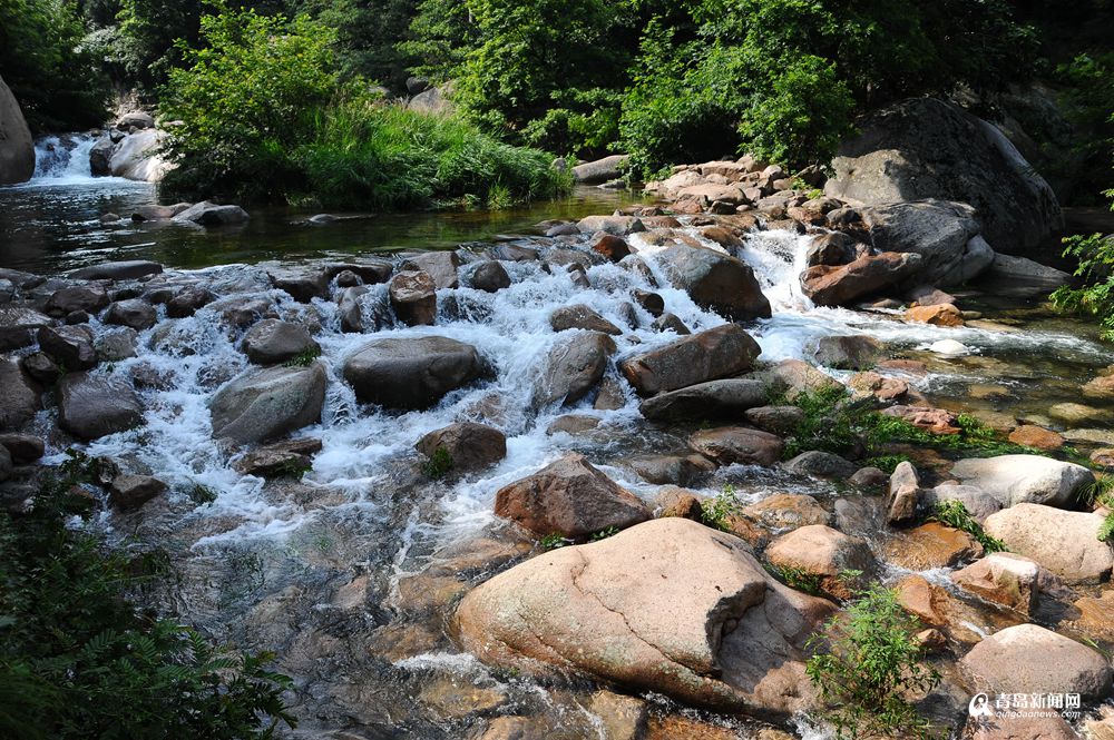 高清：崂山北线水库旱情缓解 美景醉人秒来电