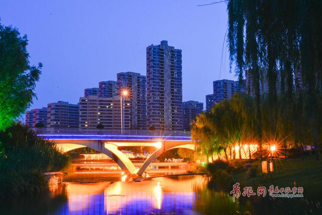 晚风沉醉夜凉如水 实拍李村河上游夜景(组图)