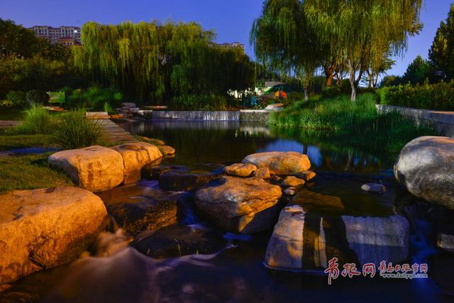 晚风沉醉夜凉如水 实拍李村河上游夜景(组图)