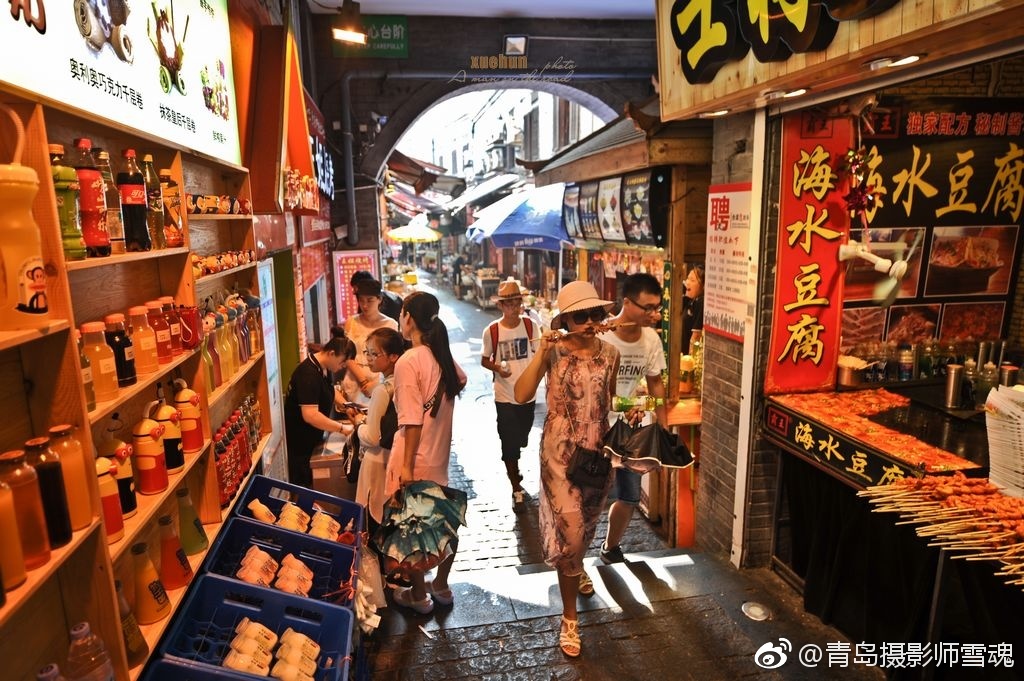 青岛这些百年老街成了新“网红” 暑期满满青春气息