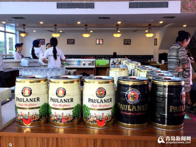 高清:逛崂山会场特色场馆 啤酒会客厅+VR大蓬