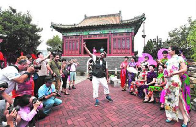 40多个国家摄影大咖来青采风 对青岛赞不绝口