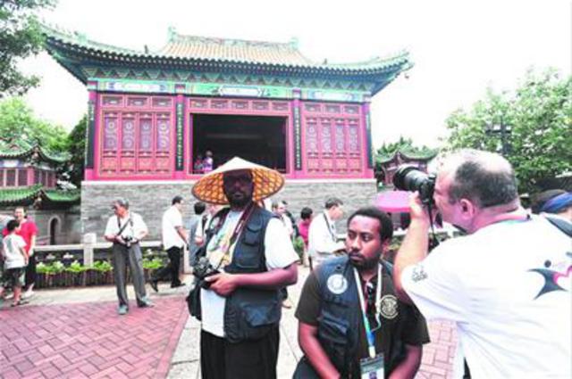 40多个国家摄影大咖来青采风 对青岛赞不绝口