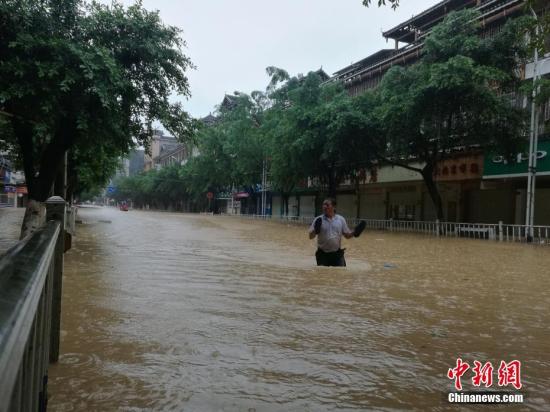 今起南方强降雨逐渐减弱 华北东北等地多雷阵雨