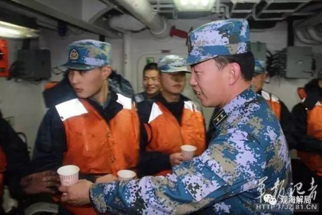 军方证实:《战狼2》同款中华神盾入列东海舰队