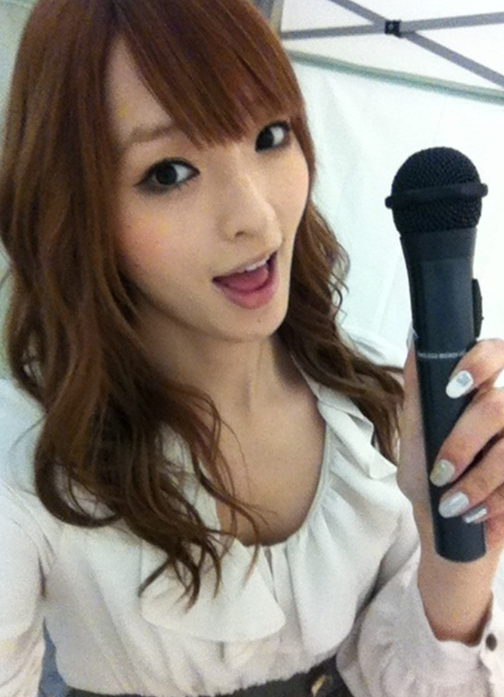 日本最美玩家原是男儿身 打雌性激素已11年 日本最美玩家原是男儿身 打雌性激素已11年