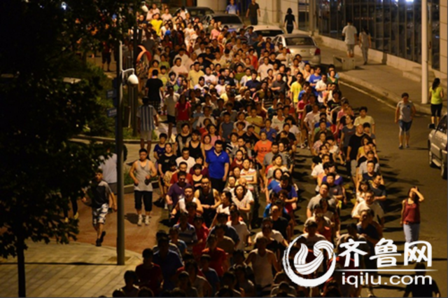 青岛最适合散步的地方 下了班去走走吧 青岛最适合散步的地方 下了班去走走吧
