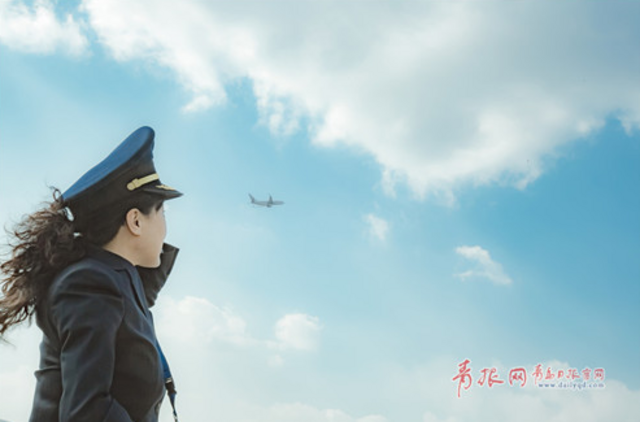 冲上云霄斗志昂 青岛女机长的凌云壮志